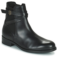 Chaussures Femme Boots Tommy Hilfiger TH HARDWARE ON BELT FLAT BOOT 