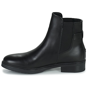Tommy Hilfiger Coin Leather Flat Boot 