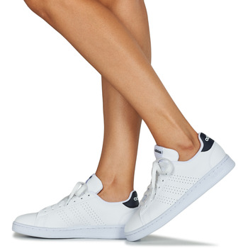 Adidas Sportswear ADVANTAGE Weiß / Blau